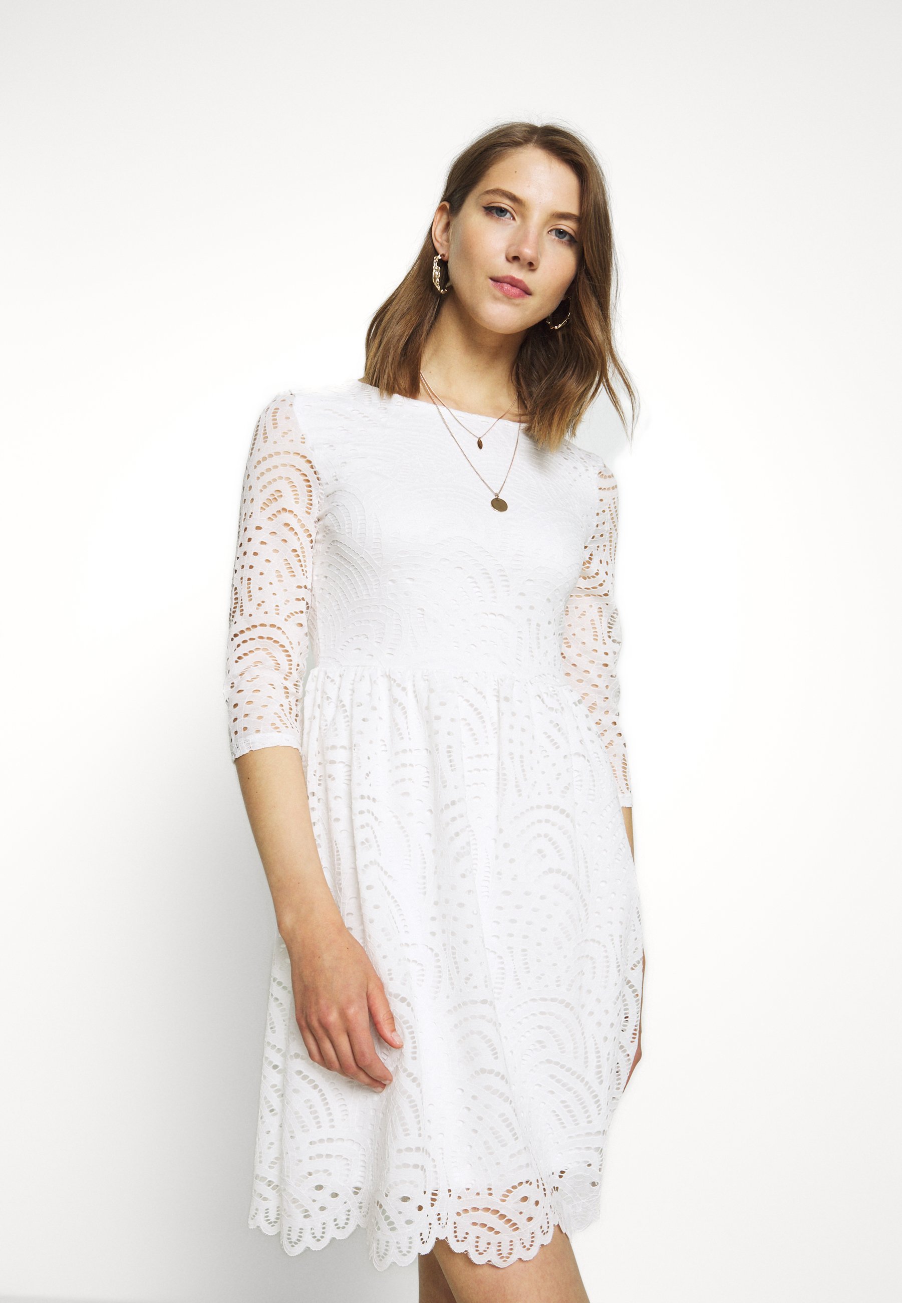 Only Onledith Cocktailkleid Festliches Kleid Cloud Dancer Weiss Zalando De 