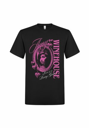 Sort T-shirt med et pink grafik af Amy Winehouses portræt indeni en hjerteformet ramme og teksten "Amy Winehouse" og "Love is a Losing Game."