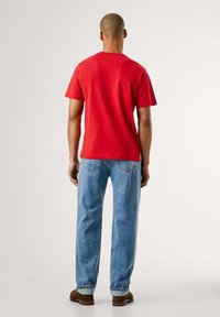 Pepe Jeans TREY TEE - Marškinėliai su spaudiniu - rugby red