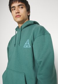 HUF SET HOODIE - Sweatshirt - pine
