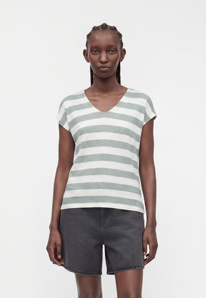 ONLY ONLLIRA LIFE V NECK - Tričko s potlačou - chinois green/cloud dancer