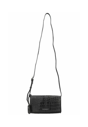 Czarna, teksturowana torba na ramię z długim, regulowanym paskiem i logo Burkely na przedniej stronie, wisząca na białym tle.