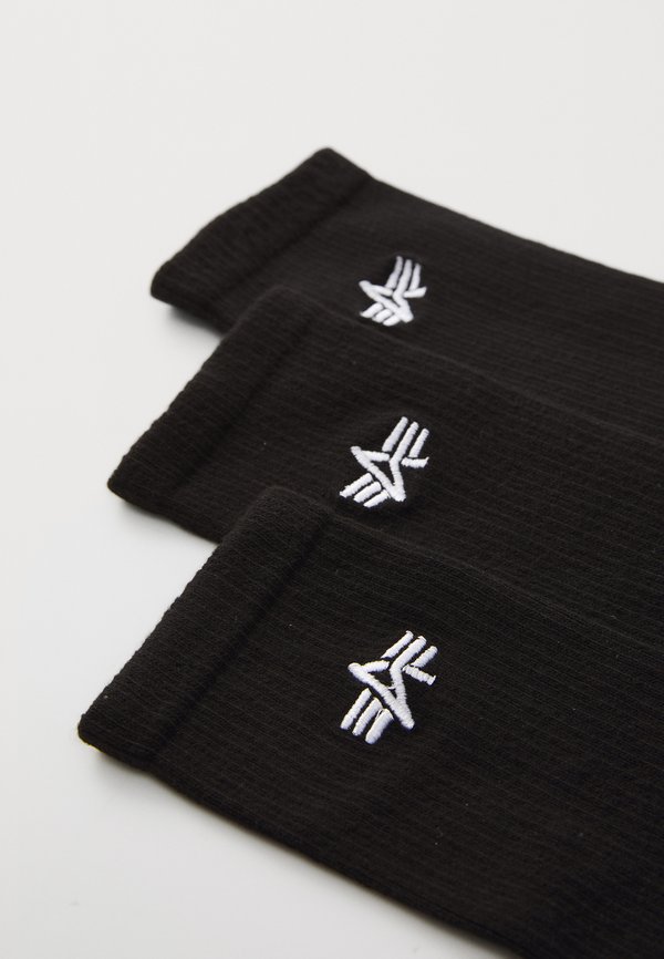 BASIC SOCKS 3 PACK - Socks2