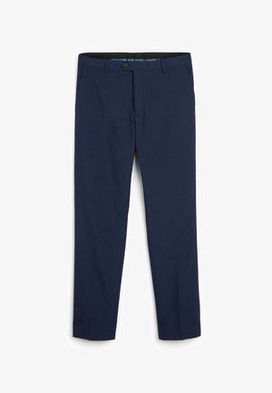 Pantaloni tagliati blu navy realizzati in tessuto liscio. Presentano una parte anteriore piatta, passanti per la cintura e tasche laterali. Leggero lucido, silhouette strutturata.
