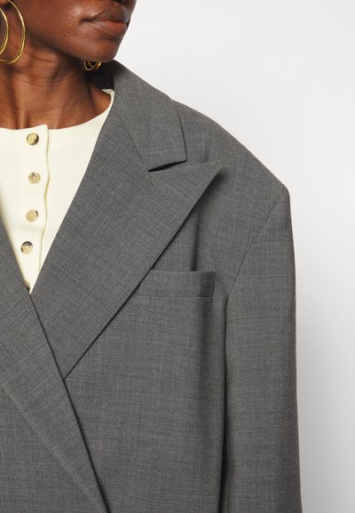 A.W.A.K.E. MODE OVERSIZED TOXEDO JACKET - Κοντό παλτό - grey