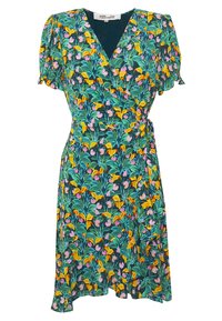 Robe portefeuille à fleurs avec de courtes manches bouffantes, un décolleté en V profond, sur un fond sombre orné de motifs vibrants jaunes, roses et verts.