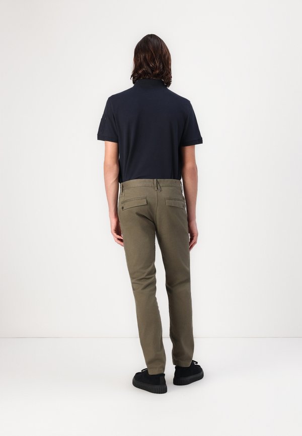 AMERICAN CLASSIC REGULAR FIT - Chinos3