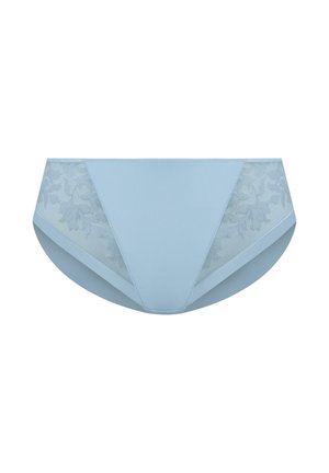 Ropa interior azul claro con un frente liso y laterales de malla translúcida con estampado floral, con un diseño de tiro bajo y bordes sin costuras.