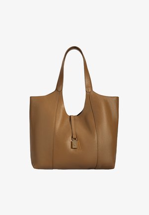 Bruine leren tote bag met een gestructureerd oppervlak, brede schouderbanden, een centrale rits en een gouden accent op de ritstrekker.