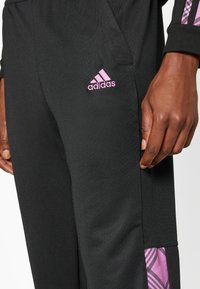 adidas Performance TIRO 7/8 PANT AWAY DAYS - Jogginghose - black/pulse lilac