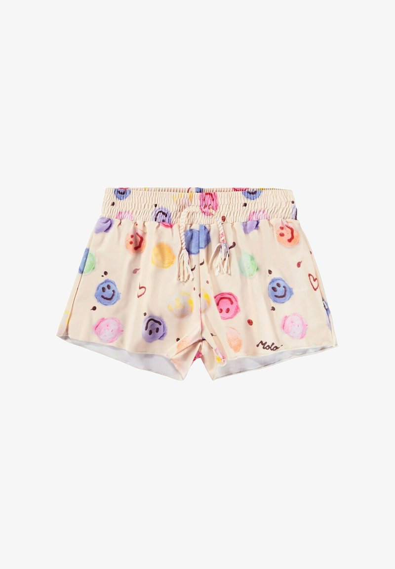 Pantalones cortos de baño color beige claro con cintura elástica, que presentan un estampado colorido de caritas sonrientes y detalles de cordón. Nombre de la marca "Molo" en el dobladillo.