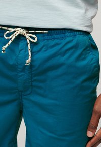 Superdry & Co WALK - Shorts - quayside blue