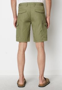 Marc O'Polo REGULAR FIT - Shorts - olive
