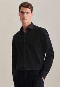 Seidensticker REGULAR FIT - Camicia elegante - black