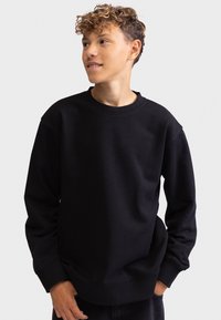 Redefined Rebel TEEMIR BOXY FIT - Športni pulover - black