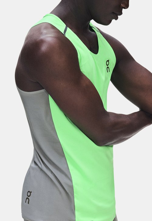 On PERFORMANCE TANK - Top - verdite — foto 5