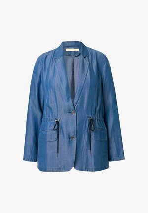 Blazer in denim blu, con colletto a revers, vita regolabile con cordoncino, bottoni argento e due tasche frontali con tiranti in corda nera.