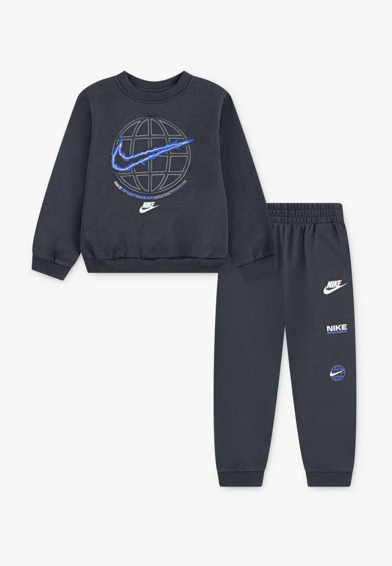 Nike Sportswear SET - Ikdienas džemperis - smoke grey