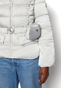 Guess Vinterkappa /-rock - grey
