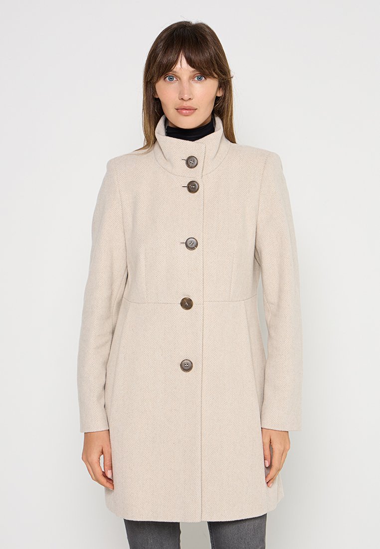 FUCHS SCHMITT Halflange jas crème FUCHS SCHMITT Halflange jas crème