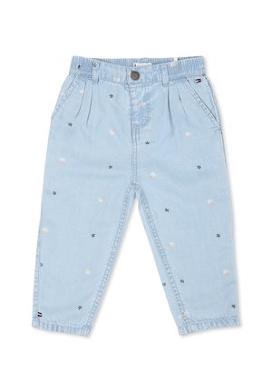Jasnoniebieskie spodnie dżinsowe z elastycznym pasem, ozdobione małymi wzorami kwiatów i gwiazdek w pastelowych kolorach, o prostych nogawkach i mankietach.