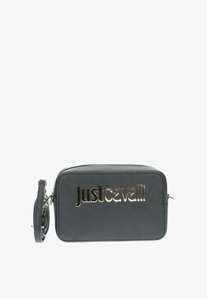 Borsa a tracolla sintetica nera, forma rettangolare, con logo metallici "Just Cavalli", chiusura a zip e tracolla rimovibile.