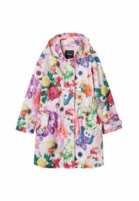 Veste imperméable à motifs floraux en rose clair avec une taille cintrée, une capuche et des poches. Présente des fleurs vibrantes et des papillons.