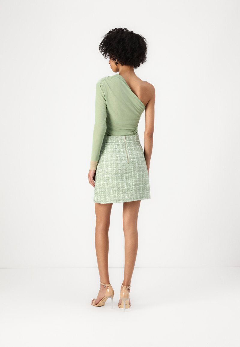 terra bardot midi dress in cityscape green Rent Lavish Alice Forest Green Bardot Ruched Side Midi Dress main image 1