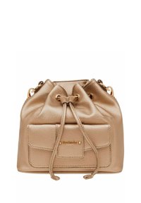 Gylden læder bucket taske med snøre lukning, struktureret overflade, frontlomme med dekorativ hardware og sideløkker til stropper.