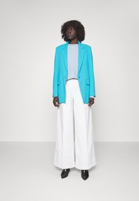 DRYKORN GLENDALE - Blejzr - blue