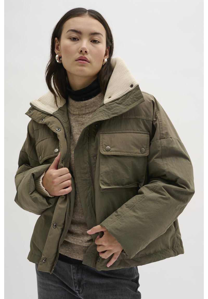 My Essential Wardrobe Jas olijfgroen My Essential Wardrobe Jas olijfgroen