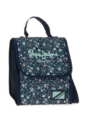 Bolsa de almuerzo aislada azul marino con flores, mango, cierre con solapa, logo de Pepe Jeans London y parche reflectante en la esquina inferior frontal.