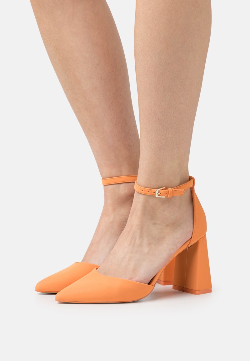 Call it Spring LAURRAINE - Ψηλοτάκουνα παπούτσια - light orange