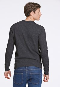 Junk De Luxe RECYCLED MIX  - Strickpullover - charcoal mel