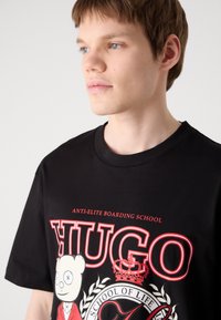 Thumbnail Image 9