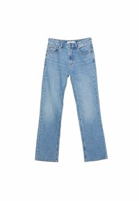 Jeans de mezclilla azul claro con corte recto, diseño de cinco bolsillos y un ligero desgastado, que cuentan con un clásico cierre de botón y cremallera.
