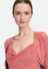 Vera Mont Strickjacke - bright rust