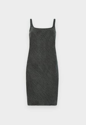 Abito in denim nero corto con spalline sottili, scollatura quadrata e silhouette aderente. Presenta una leggera texture e dettagli di cucitura minimal.