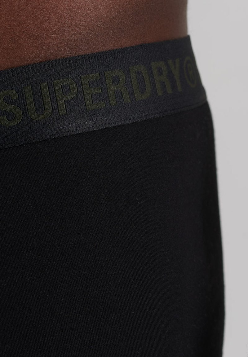 Herren Unterhosen | Superdry ORGANIC COTTON DOUBLE PACK Boxershorts black olive/schwarz - XX35100 Herren Unterhosen | Superdry ORGANIC COTTON DOUBLE PACK Boxershorts black olive/schwarz - XX35100