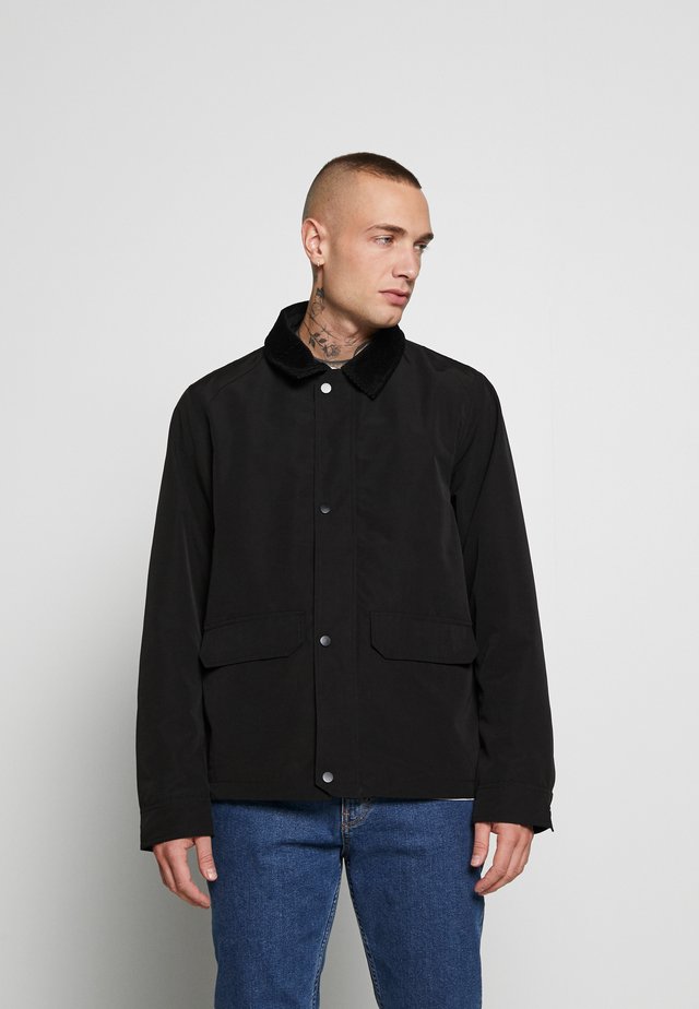 COLLAR SHACKET - Light jacket - black