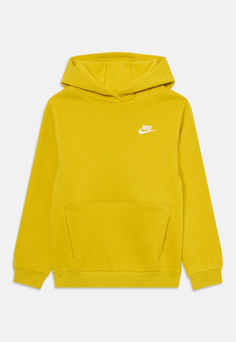 Hoodie galben din material moale, cu un buzunar frontal tip kangaroo și un logo alb Nike pe pieptul stâng.