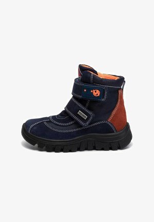 Botte d'hiver pour enfant, bleu marine et orange, avec une semelle noire durable et deux sangles Velcro réglables pour un ajustement sécurisé.
