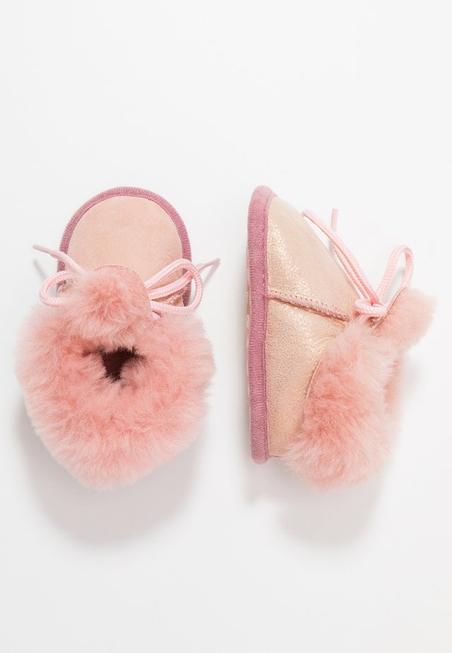 BAMBI LUX - First shoes - rosa/gold