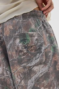 BDG Urban Outfitters HUNTER BAGGY JOG - Trainingsbroek - camo