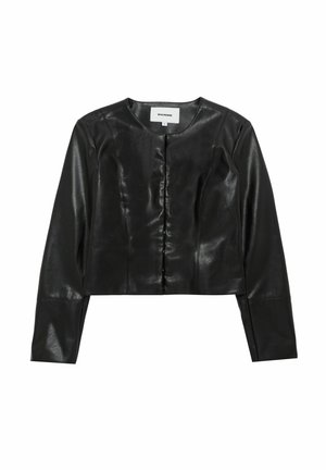 Gekürzte schwarze Lederjacke mit glatter Textur, rundem Ausschnitt und Frontknopfverschluss. Verfügt über lange Ärmel und einen taillierten Schnitt.