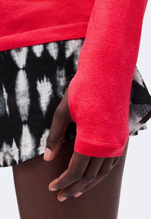 ASICS ROAD SEAMLESS - Long sleeved top - speed red — foto 6