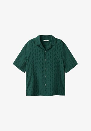 Dunkelgrünes kurzärmeliges Hemd mit Knopfleiste, texturiertem wellenförmigem Muster und lockerem Kragen.