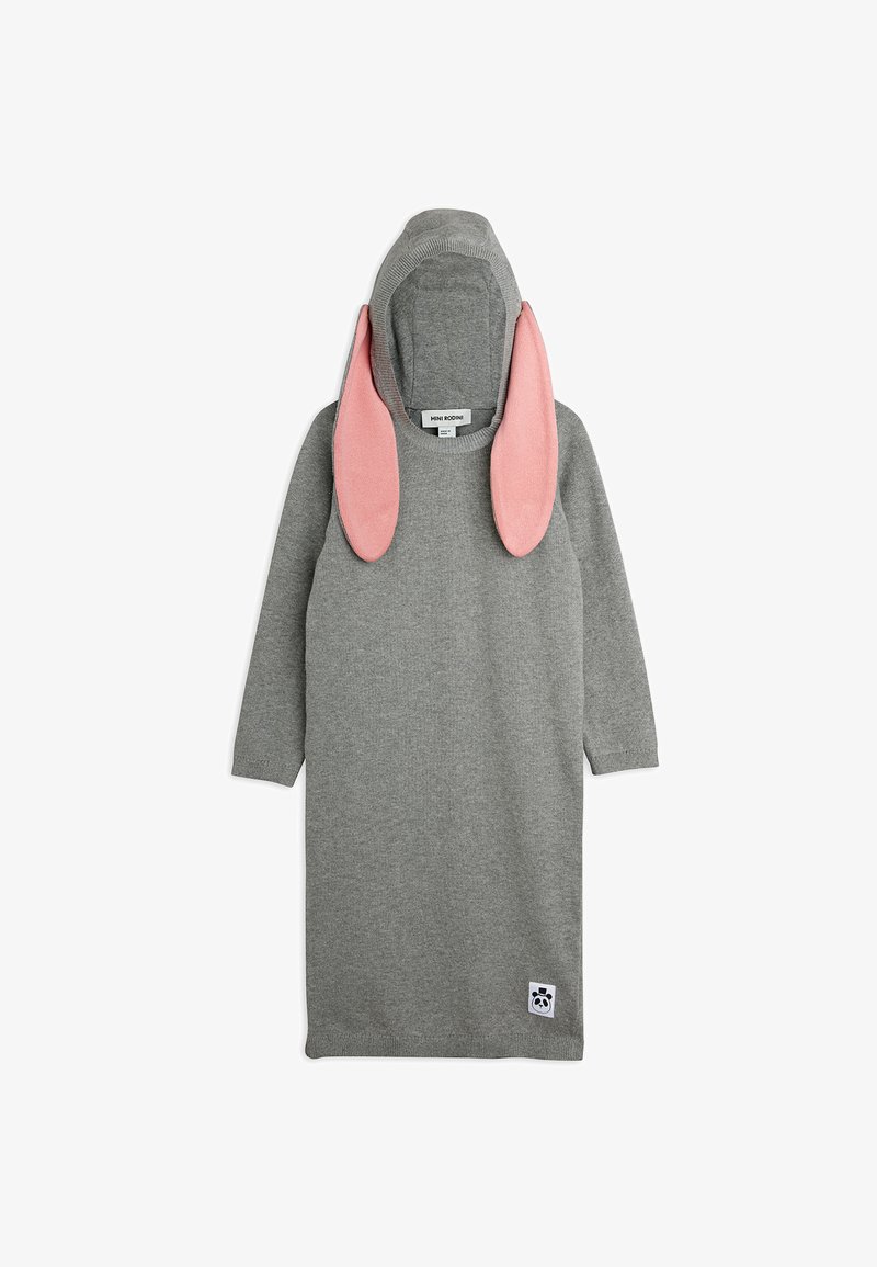 Robe grise à manches longues avec capuche, dotée d'oreilles de lapin roses attachées à la capuche et d'un petit patch visage de panda près de l'ourlet.