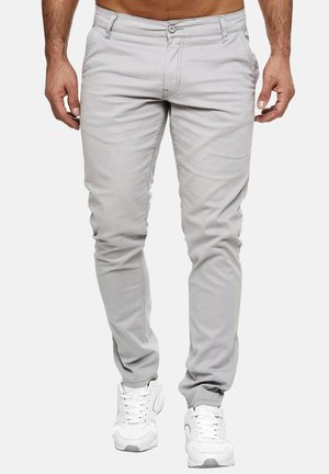 Pantalones chinos - grau