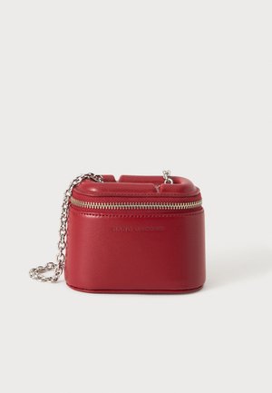 MARC JACOBS, THE MINI VANITY - Чанта за носене през рамо - red
